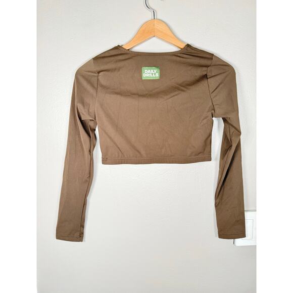 NWT Daily Drills Go! Cropped Long Sleeve - Coco - M - Picture 4 of 7